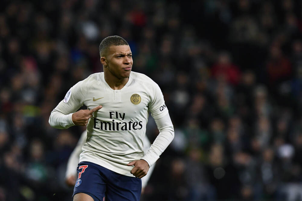 骏马题材作品贺岁特展在广州艺博院启幕